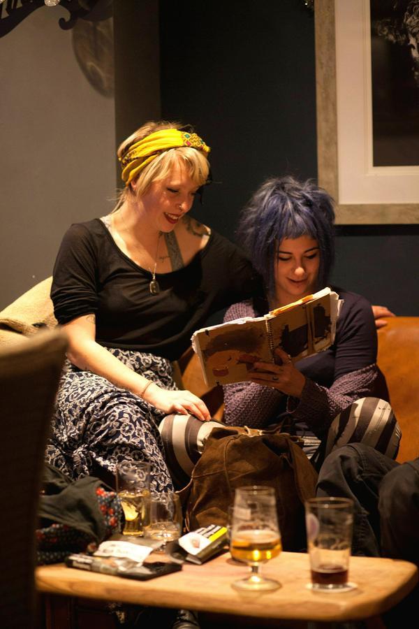 カーナーヴォン Ty Glyndwr Bunkhouse, Bar And Cafeホステル エクステリア 写真